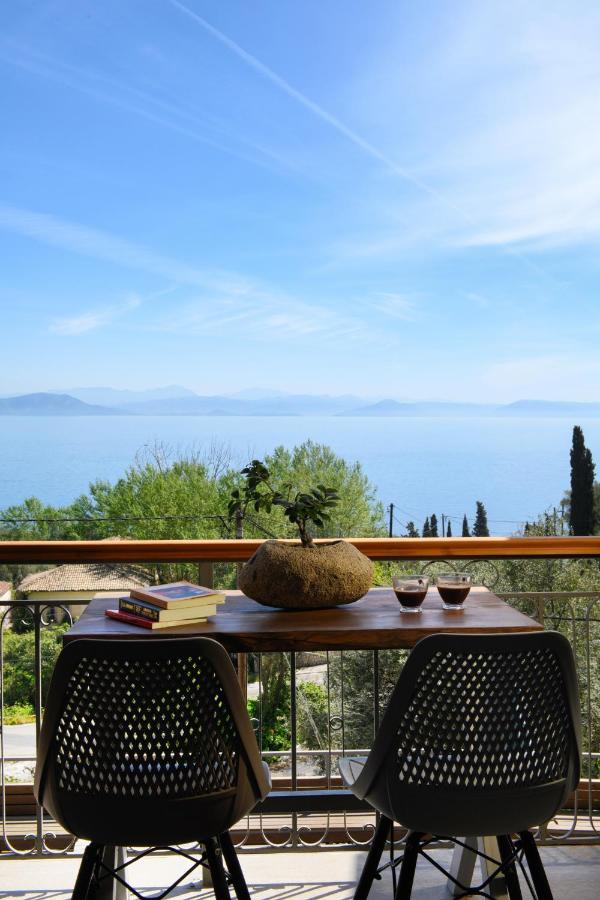 Seven Keys Luxury Suites Achílleion 外观 照片
