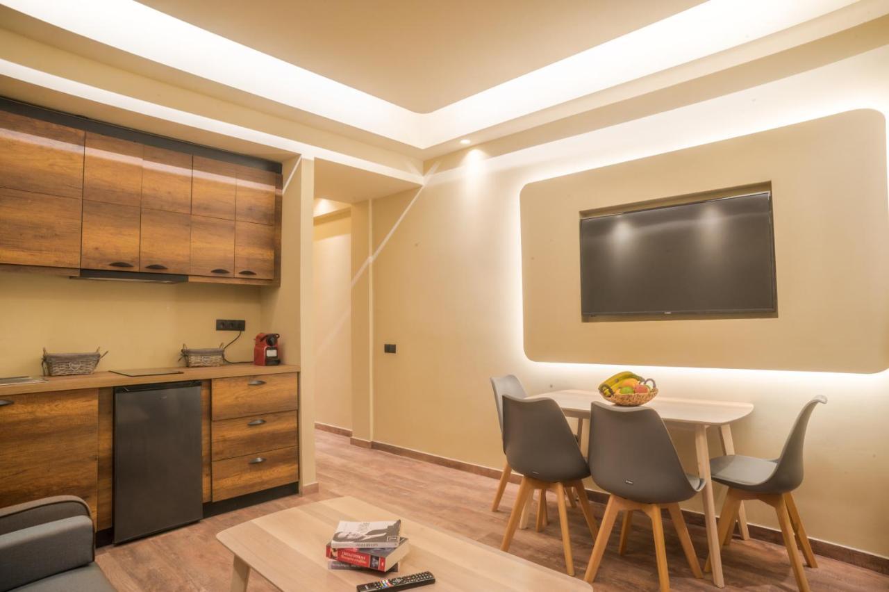 Seven Keys Luxury Suites Achílleion 外观 照片